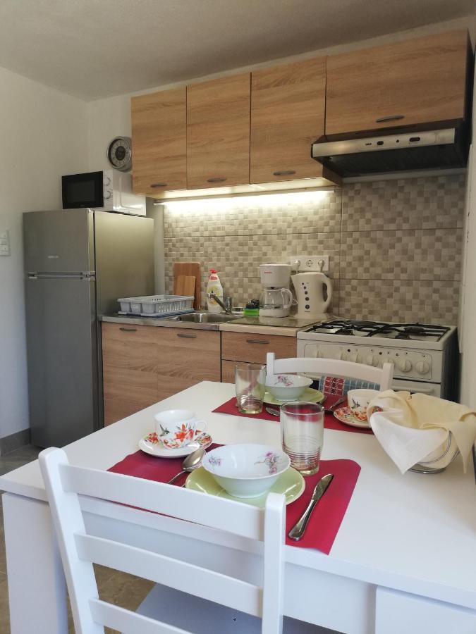 Studio Apartment Mileta Pitve Eksteriør billede